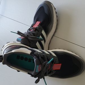 Adidas mens ultra boost running shoe